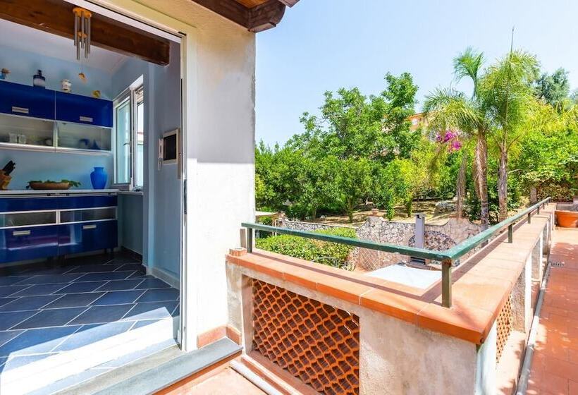 Villa With Shared Pool In Massa Lubrense By Wonderful Italy