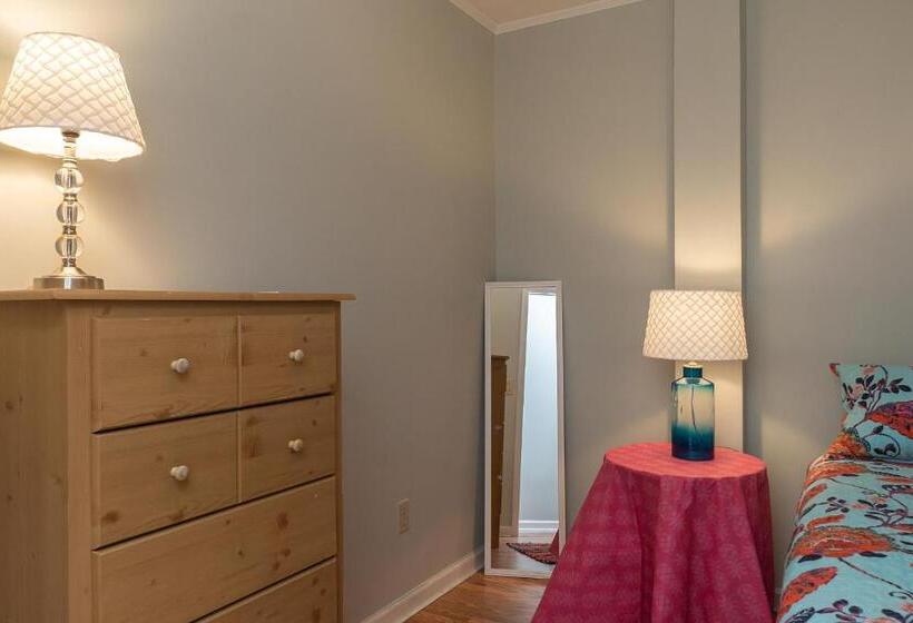 Barbee Beach House By Oak Island Accommodations