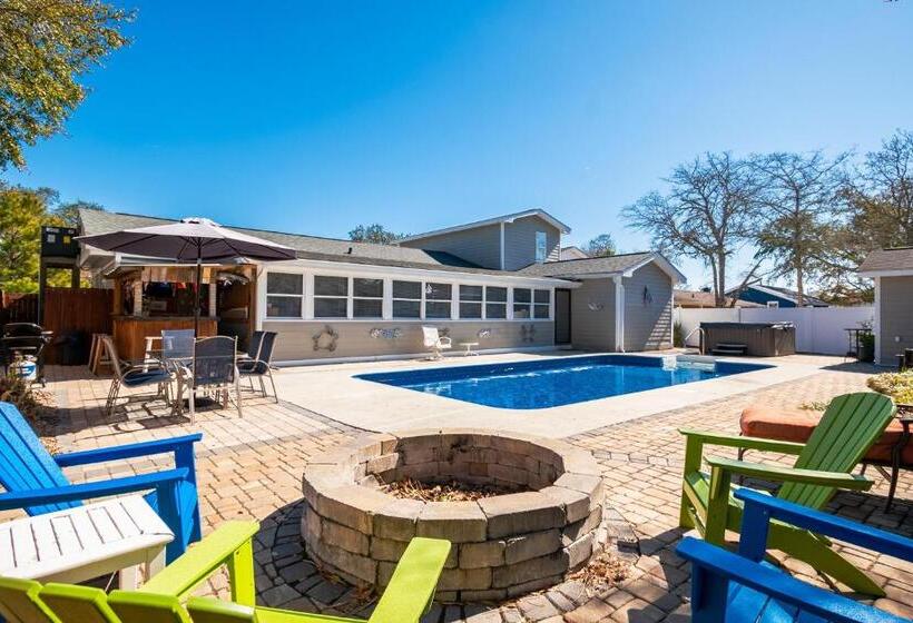 Barbee Beach House By Oak Island Accommodations