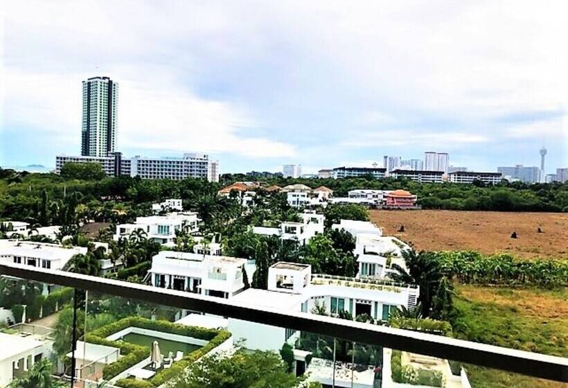 Top Floor Studio At Laguna Beach Resort   Maldives