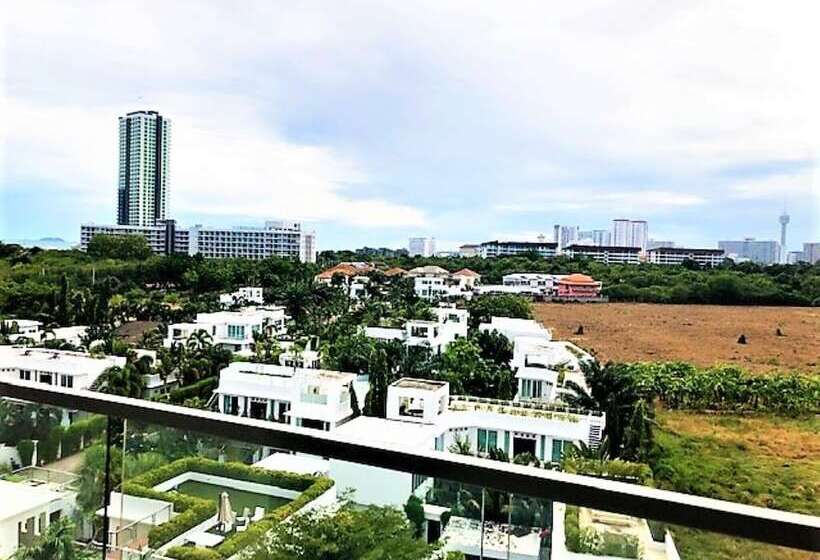 Top Floor Studio At Laguna Beach Resort   Maldives