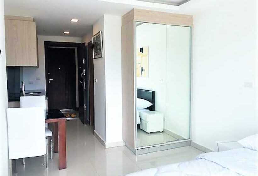 Top Floor Studio At Laguna Beach Resort   Maldives