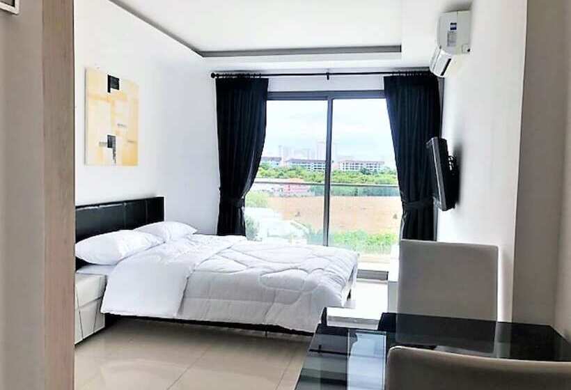 Top Floor Studio At Laguna Beach Resort   Maldives