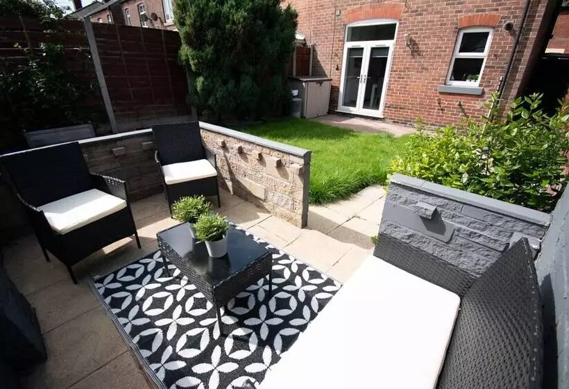 Ideal Lodgings In Bury