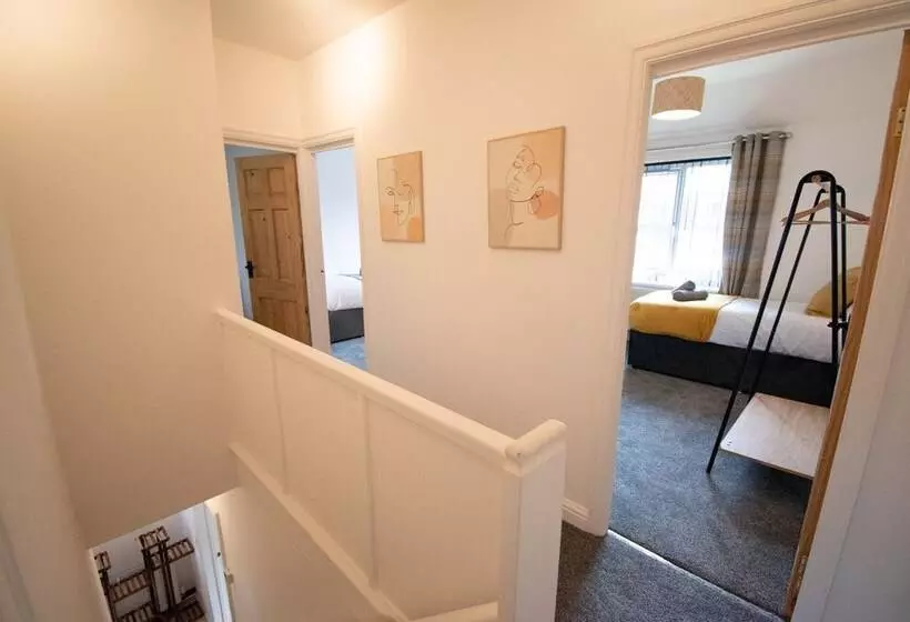 Ideal Lodgings In Bury