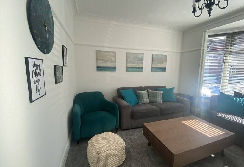 Ideal Lodgings In Bury