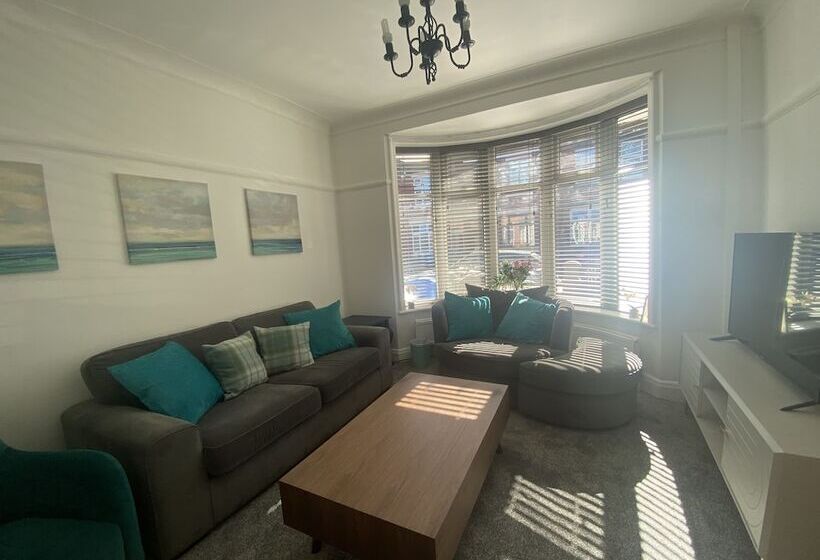 Ideal Lodgings In Bury