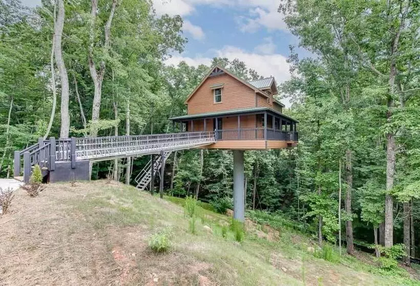 Marvel Falls Treehouse