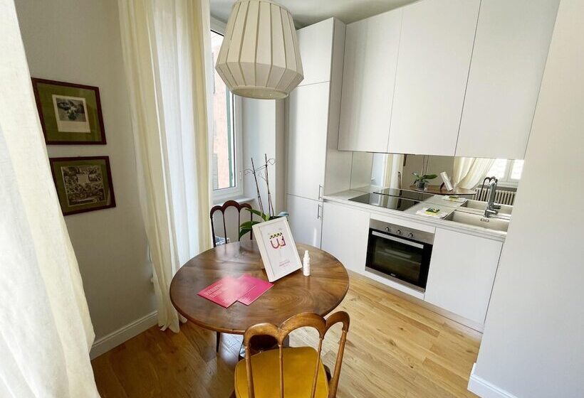 Romantic Apartment In San Giorgio By Wonderful Italy