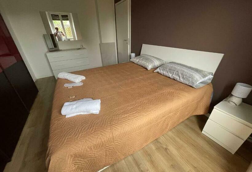 住宿加早餐 Ampia Camera Matrimoniale Con Letto Double King Size By Alex Guest House