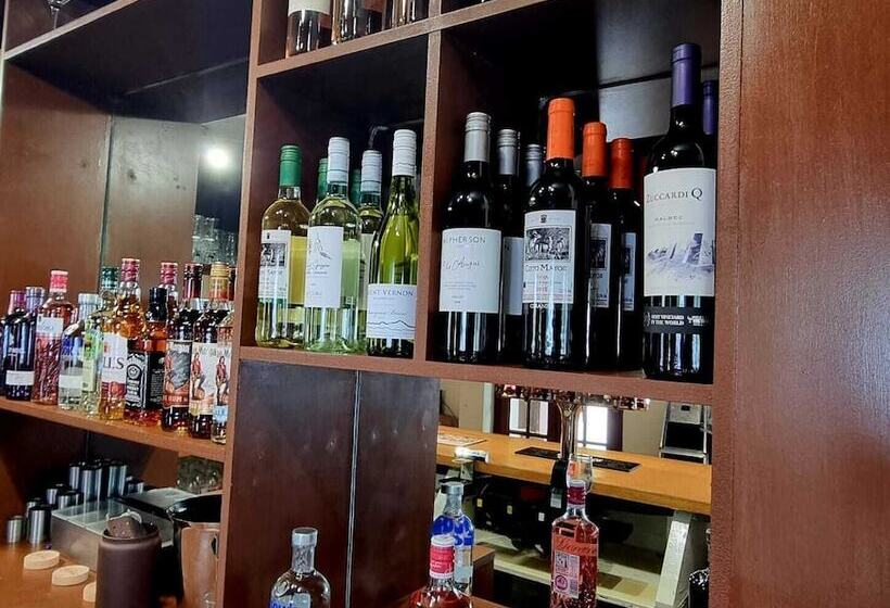 민박 The Royal Oak Duddington