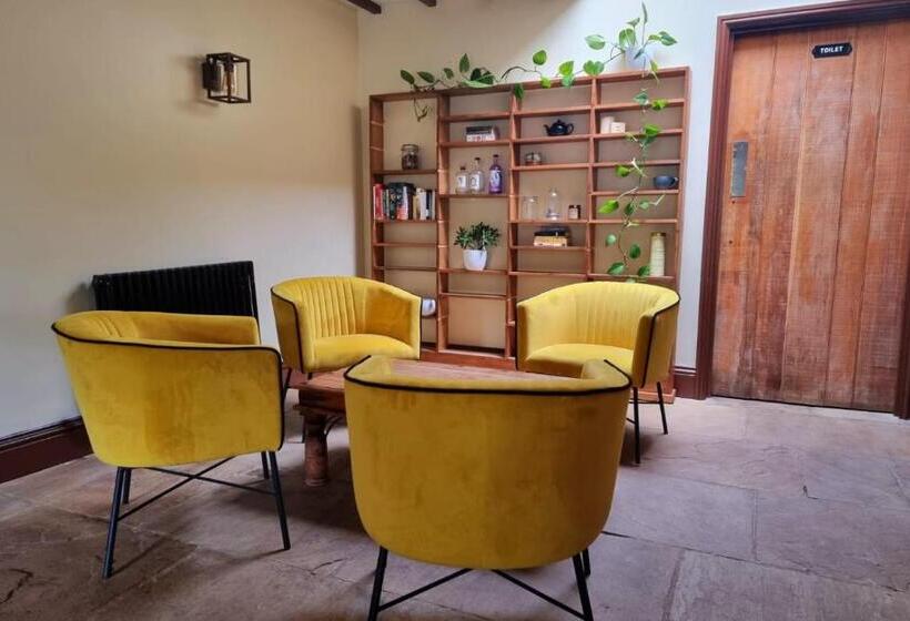 민박 The Royal Oak Duddington