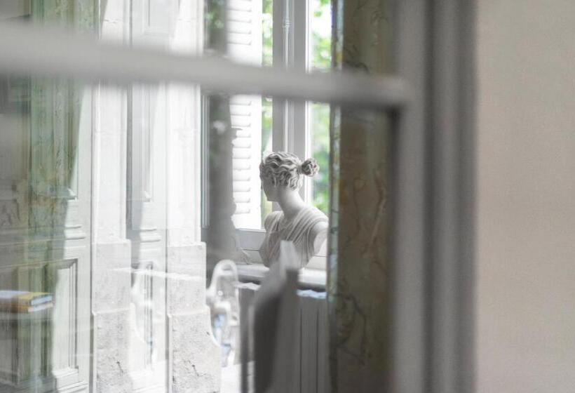 بنسيون Karma Chateau De Samary