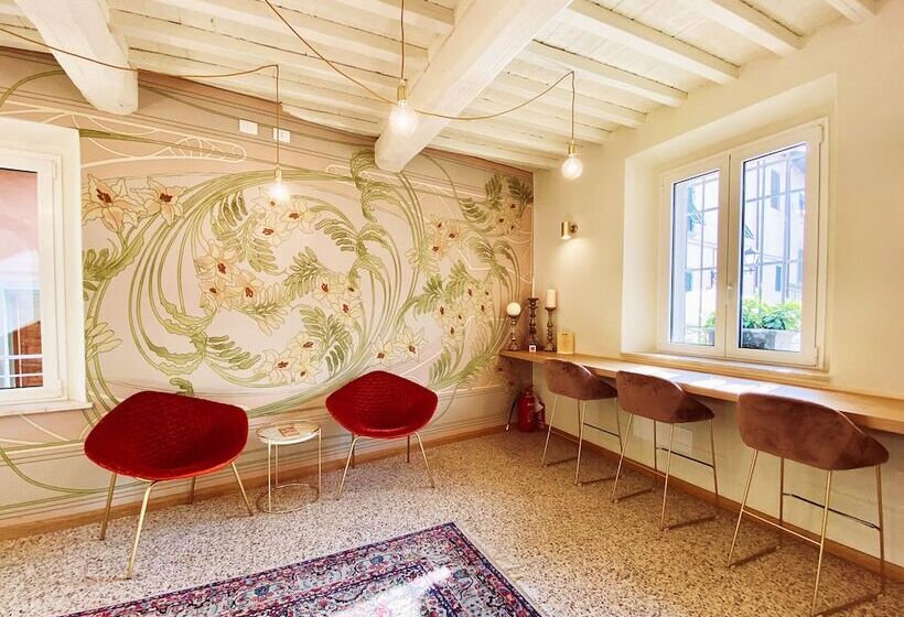 膳宿费 Palazzo Essenza