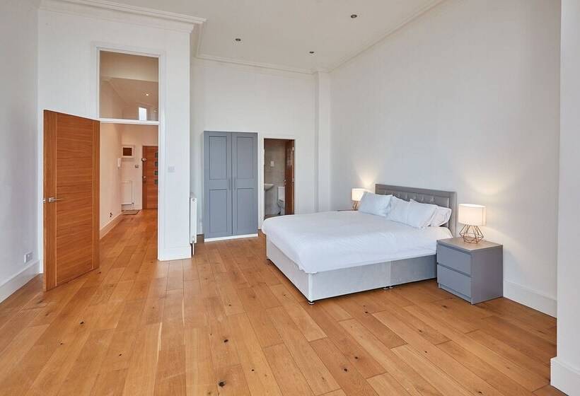 Host Stay Lighthouse View Montague Apartments