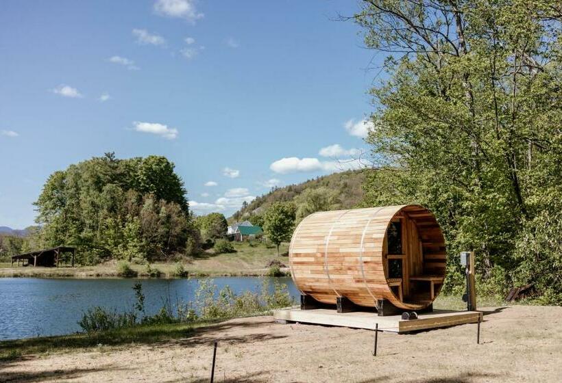 בית מלון כפרי Lumen Nature Retreat