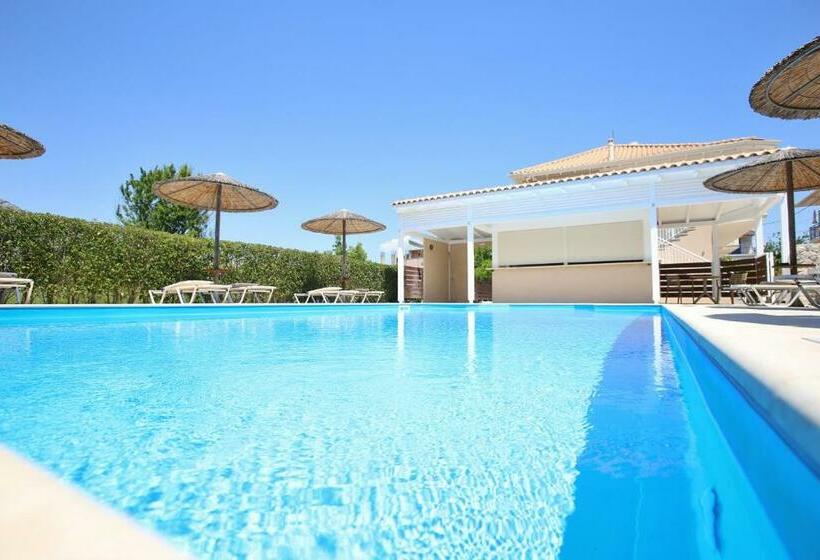 Hotel Phillipos Studios