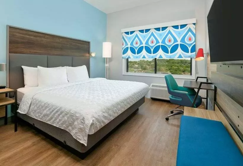 هتل Tru By Hilton San Antonio At The Rim, Tx