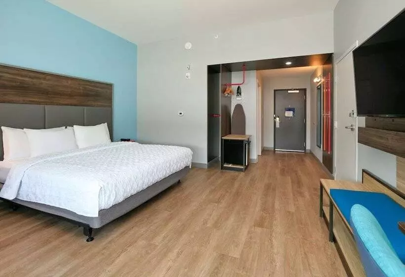 هتل Tru By Hilton San Antonio At The Rim, Tx