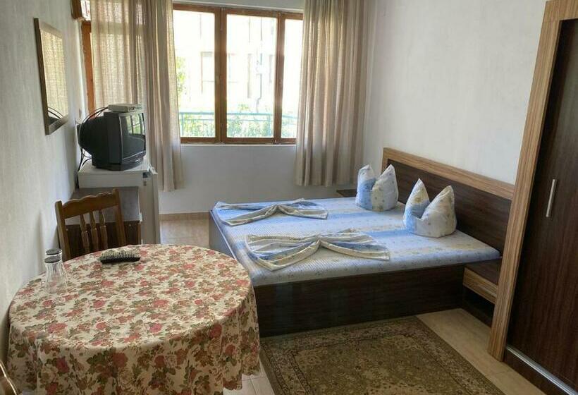 Panzió къща за гости уют