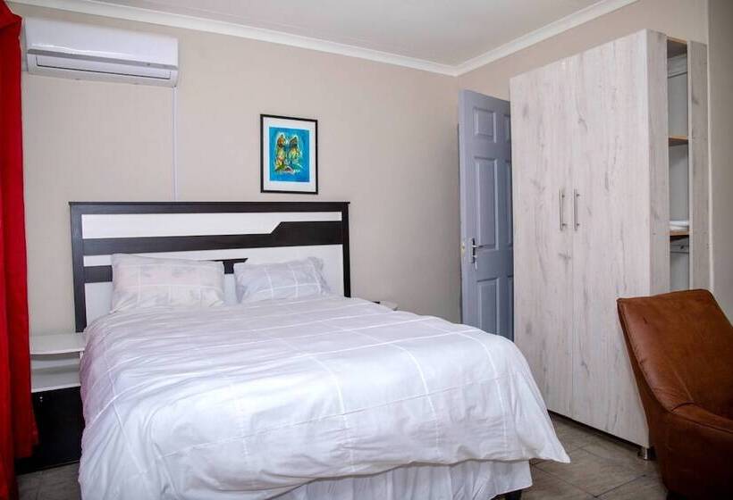 פנסיון Ecogreen Guesthouse