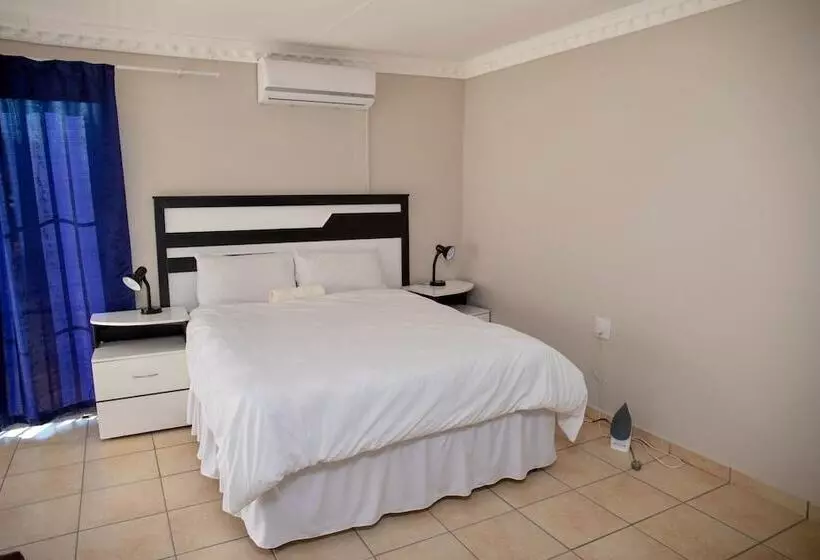 Majatalo Ecogreen Guesthouse