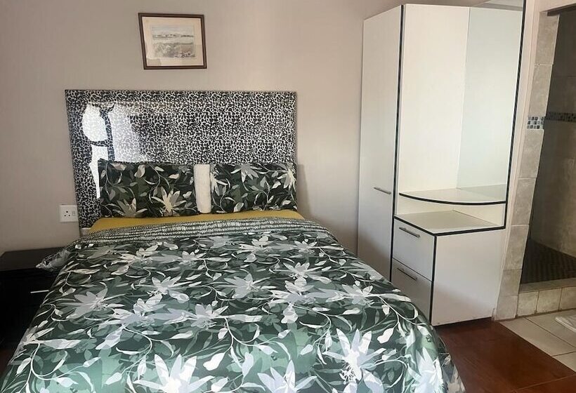 פנסיון Ecogreen Guesthouse