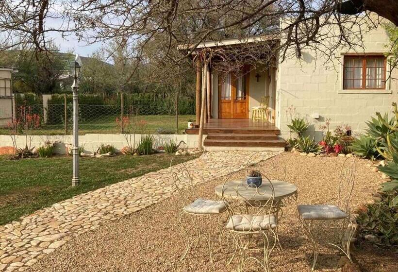 ペンション Karoo Feels