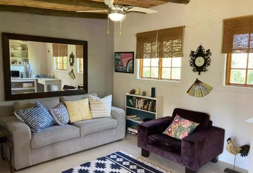 Majatalo Karoo Feels