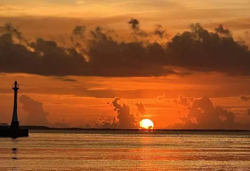 Majatalo One South Place