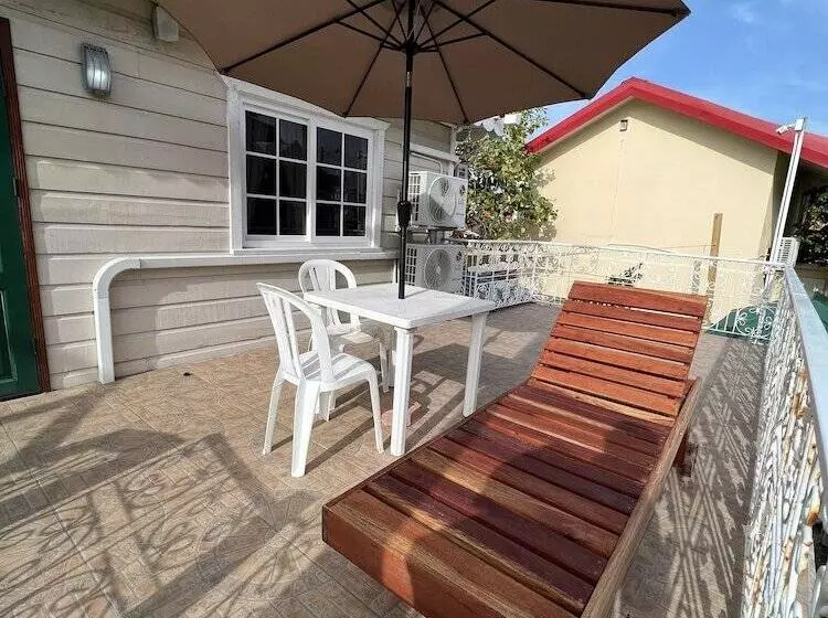 Majatalo One South Place