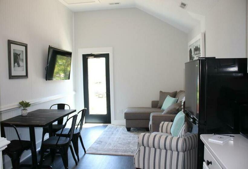 旅馆 Wild Horse Inn