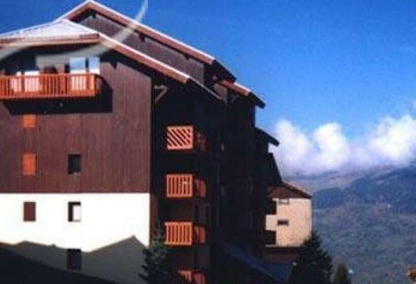 Duplex Fonctionnel Sur Les Pistes · Balcon Sud Ouest · Proche Commerces · 5 Pers   Fr 1 181 2501