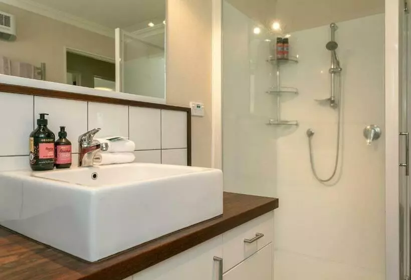 Lupin Lodge Bed & Breakfast