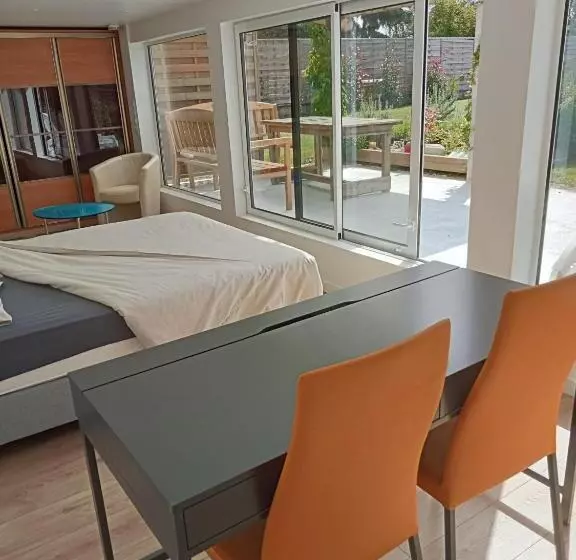 Majatalo Grand Studio Tout équipé