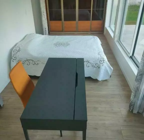 Majatalo Grand Studio Tout équipé