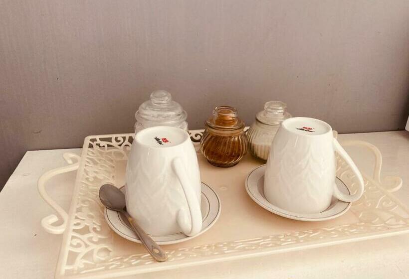 פנסיון The Moon Guesthouse