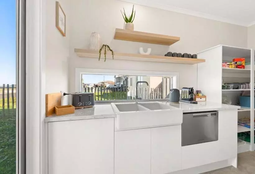 Sea Sand And Serenity At Stockton   Stunning Sophistication