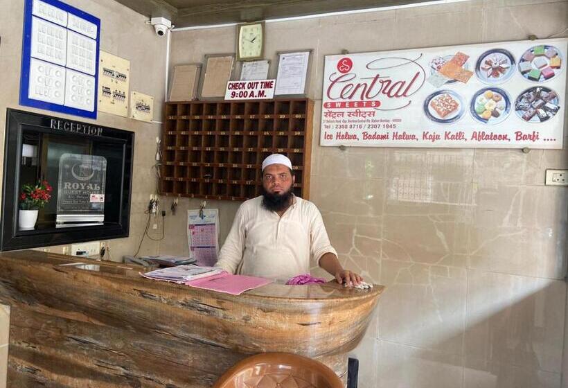 Albergue Royal Guest House By Wb Inn