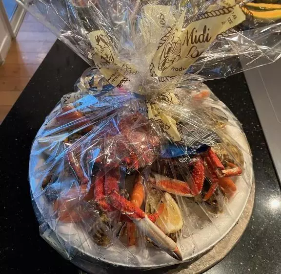 Aamiaismajoitus (B&B) Les Lofts De Bouzigues