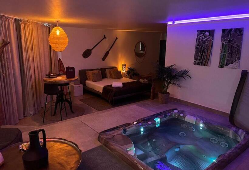 Bed and Breakfast Les Lofts De Bouzigues