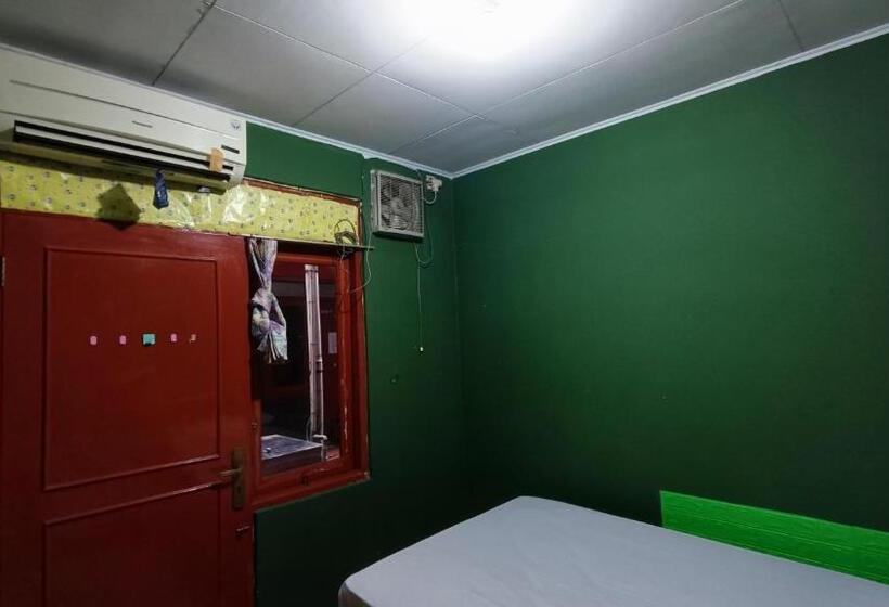 Hotel Oyo 91341 D Phoenix Anggrek Syariah Residence