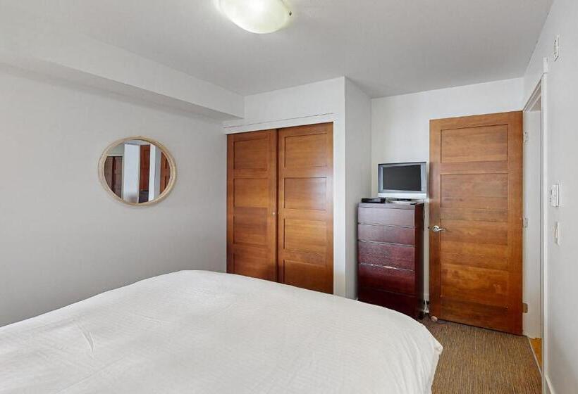 בית מלון כפרי Raven 101