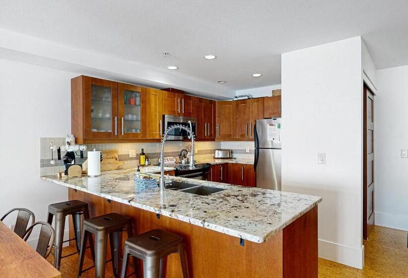 בית מלון כפרי Raven 101