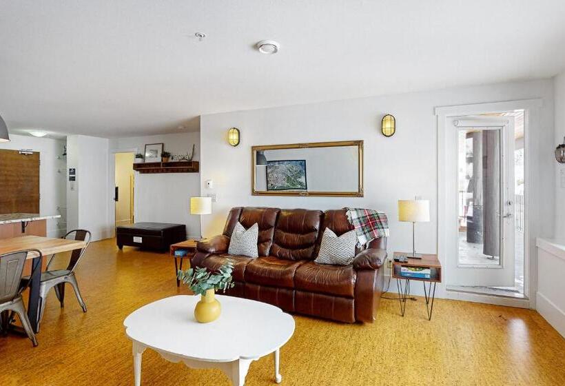 בית מלון כפרי Raven 101