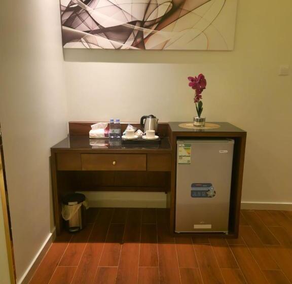 آكام للشقق المخدومة أحد رفيدة