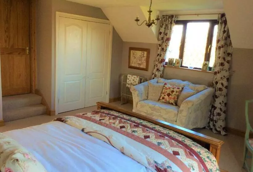 Bosvean House Bed & Breakfast