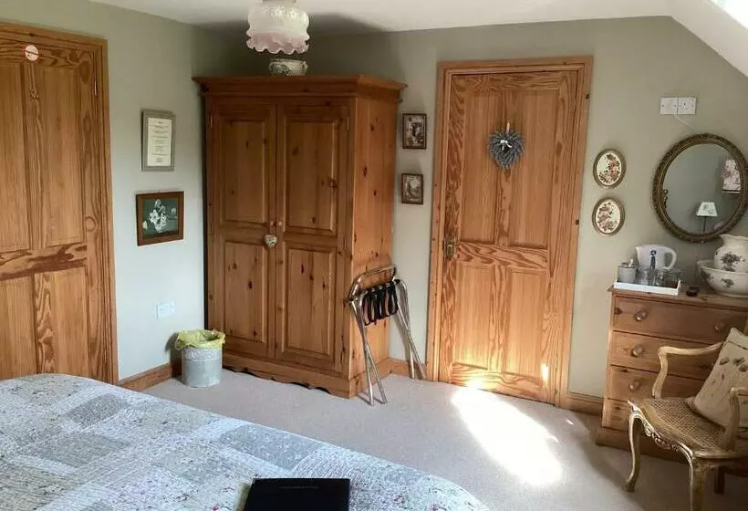 Bosvean House Bed & Breakfast
