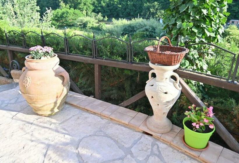 호텔 Agriturismo Le Fontane   Lago Di Bolsena