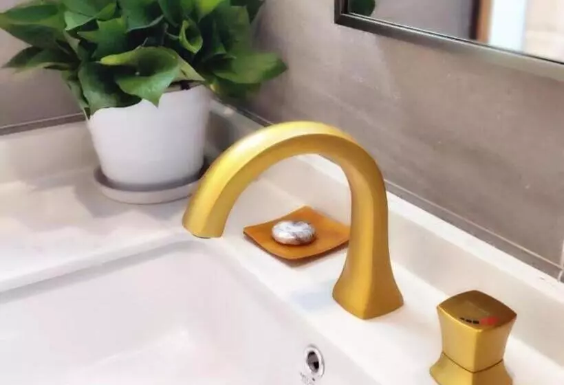 Hotelli James Joyce Coffetel·guangyuan Government Affairs Centre Wanda Plaza